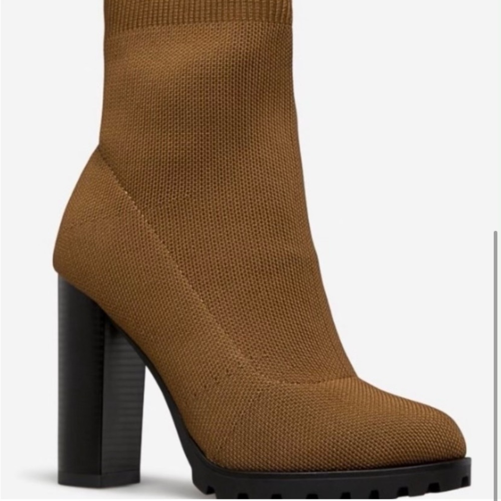 Size 9 - brown faux leather
